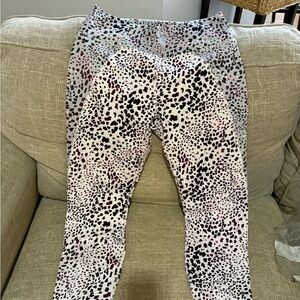 Fabletics Black and White Patterned Leggings